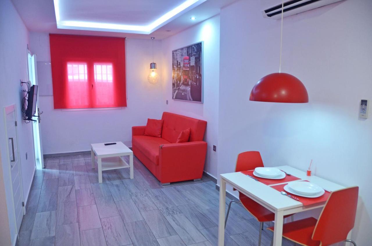 Conil Red-Black Apartment Conil De La Frontera Zewnętrze zdjęcie