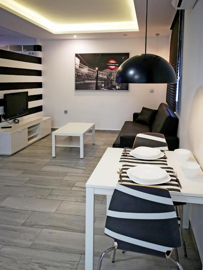 Conil Red-Black Apartment Conil De La Frontera Zewnętrze zdjęcie